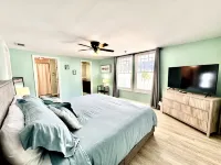 Walk to the BEACH and CASINOS! Full RV Hookup - 5 Min to Ocean Springs - 3 ดาว