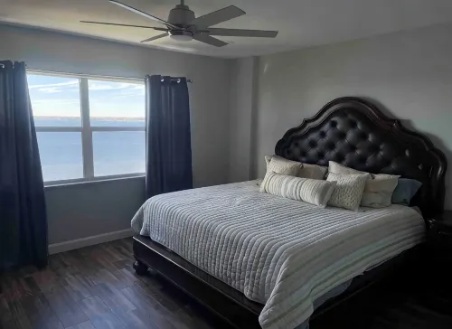 2 Bed/2 Bath Condo - Close to Downtown Sebring & Racetrack - Pools