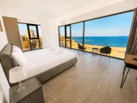 Maritimo Luxury ApartHotel - بيت ضيافة