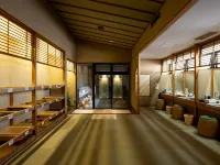 Tokiwa Hotel - parking
