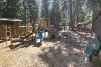 Luxury Re-modeled Lake Front, Stunning Views - Private beaches, piers, hiking - Wifi