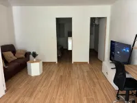 NovaStay Breuillet – Modern Garden Apartment - Lejligheder