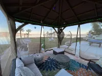 Luxe and Spacious Lakefront House with Brand New Dock and Boat Lift - con encanto