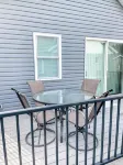 Cozy Home-Close to Lake & Centrally Located! - Wifi