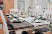 4-Bedroom Retreat in Massanutten: Hot Tub, Near Skiing, Golf, & Adventure Park - Parvekkeita