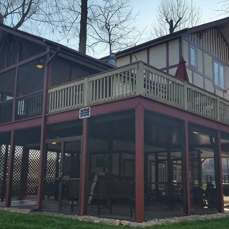 Luxury Chalet On The Chattahoochee River - Short Walk To Downtown Helen