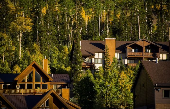 Ski, Hike, Fun - Great Location!!  Perfect 2 Br/2 Ba Condo!
