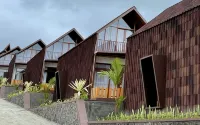 Vany Villa Balige - balcony
