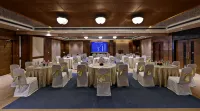 Leisure Inn Grand Chanakya - ที่มีสปา