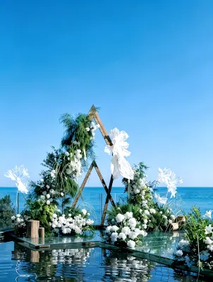 青緑・流水望月オーシャンビュー民宿（洱海） - 温泉