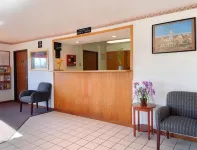 Super 8 by Wyndham Pontiac Hotels in Pontiac