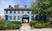 The Inn Downtown - Portsmouth, NH