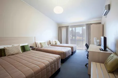 Auckland Airport Kiwi Motel Các khách sạn gần The Salvation Army