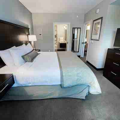 Staybridge Suites Albany Wolf RD-Colonie Center Rooms