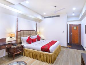 Hotel Hari Piorko - 02 Mins from New Delhi Railway Station & Metro Station