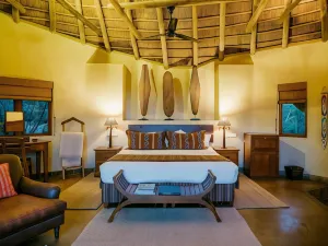 Nedile Lodge