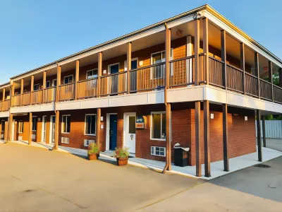 Red Roof Inn & Suites Swansea Hotels near Baby World Inc