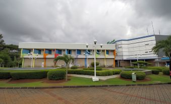 Hotel Bandara Purigarden Semarang