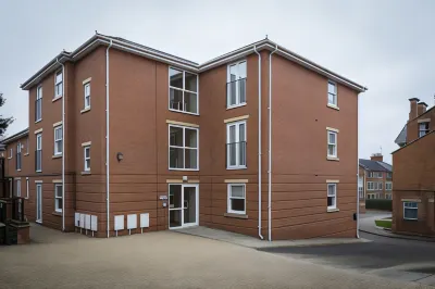 Dashwood Apartments Hotel dekat Bodicote Church