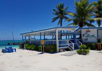 Exuma Beach Point Hotels in Рокерс Пойнт Сетлемент