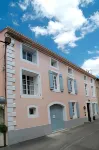 Chambre d'Hôtes et gîte Le Coq du Nord - Mailhac Hôtels à : Argeliers
