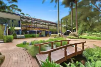 Checkers Resort Hotels in North Narrabeen