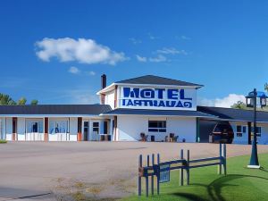 Tantramar Motel