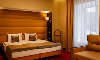 Premier Hotel