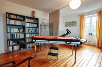Le Meix Hotels in Passenans