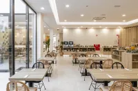 Pure  Concept Hotel - breakfast