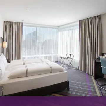 Premier Inn Koeln City Centre โรงแรมใกล้ศาลาว่าการเมืองเก่า