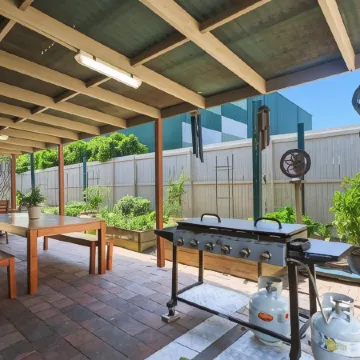 Motel Sunshine Coast Отели рядом с достопримечательностью «Голден-Бич»