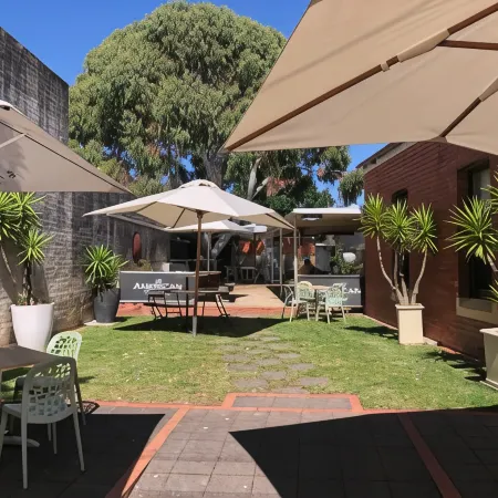 American Hotel Creswick