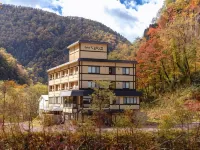 Shikishimaso Hotels in Higashikawa