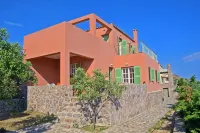 Aegina Colors