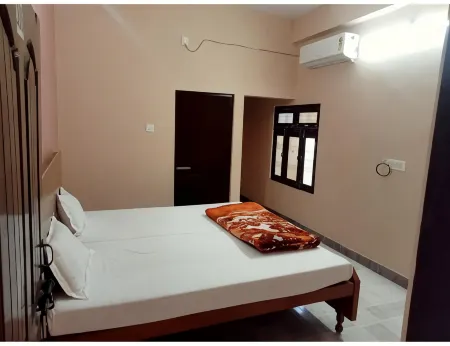 Sankatha Guest House, Varanasi