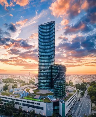 30th+ Floor Apartments in Sky Tower Hotels in Wroclaw