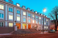 B&B HOTEL Kalisz Centrum Hotels near Niecała street