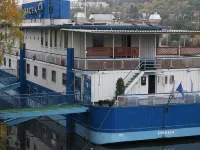 Botel Racek Hotels near Prague 12