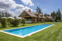 La Palma Polo Hotel - Airport Area Hotels in Пуэмбо
