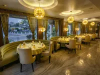 The India Benares Hotels in Varanasi