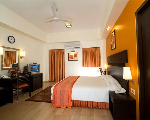 Chateau Windsor Hotel - Marine Drive Hotels near SNDT