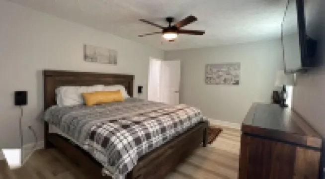 Full remodel  No trailering to the Windrock, Norris Lake and Trails close by.