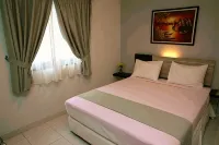 Just Inn Solo - 2-Star