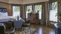 Cabernet House, an Old World Inn