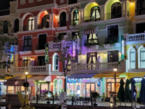 Khách sạn Riverside Mini Grand World Phú Quốc Các khách sạn gần Grand World Phú Quốc