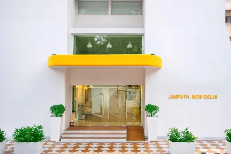 Bloomrooms @ Janpath