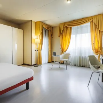 Jr Hotels Bologna Amadeus