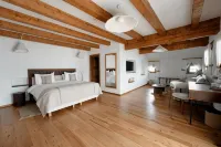 Matca Hotel Relais & Châteaux Hotels in Moieciu