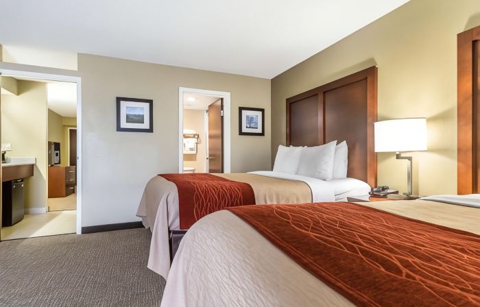 Comfort Inn & Suites